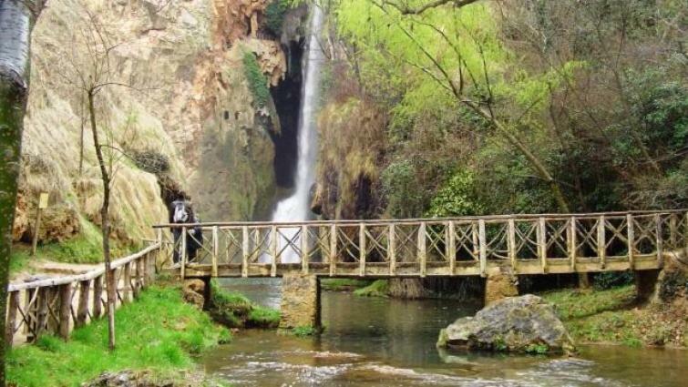Apartamento Rural La Cascada De Calmarza Екстер'єр фото